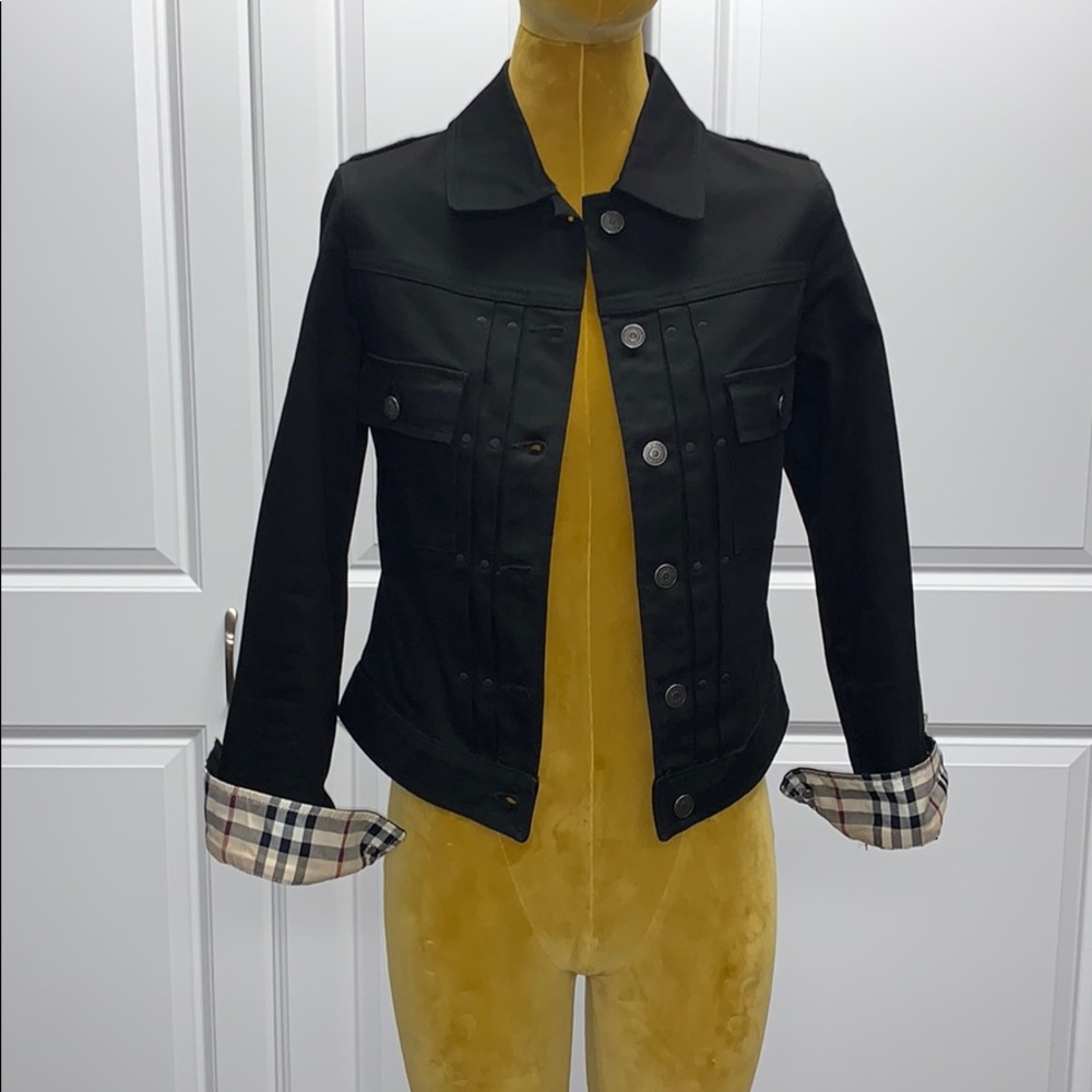 Vintage Burberry women’s denim jacket